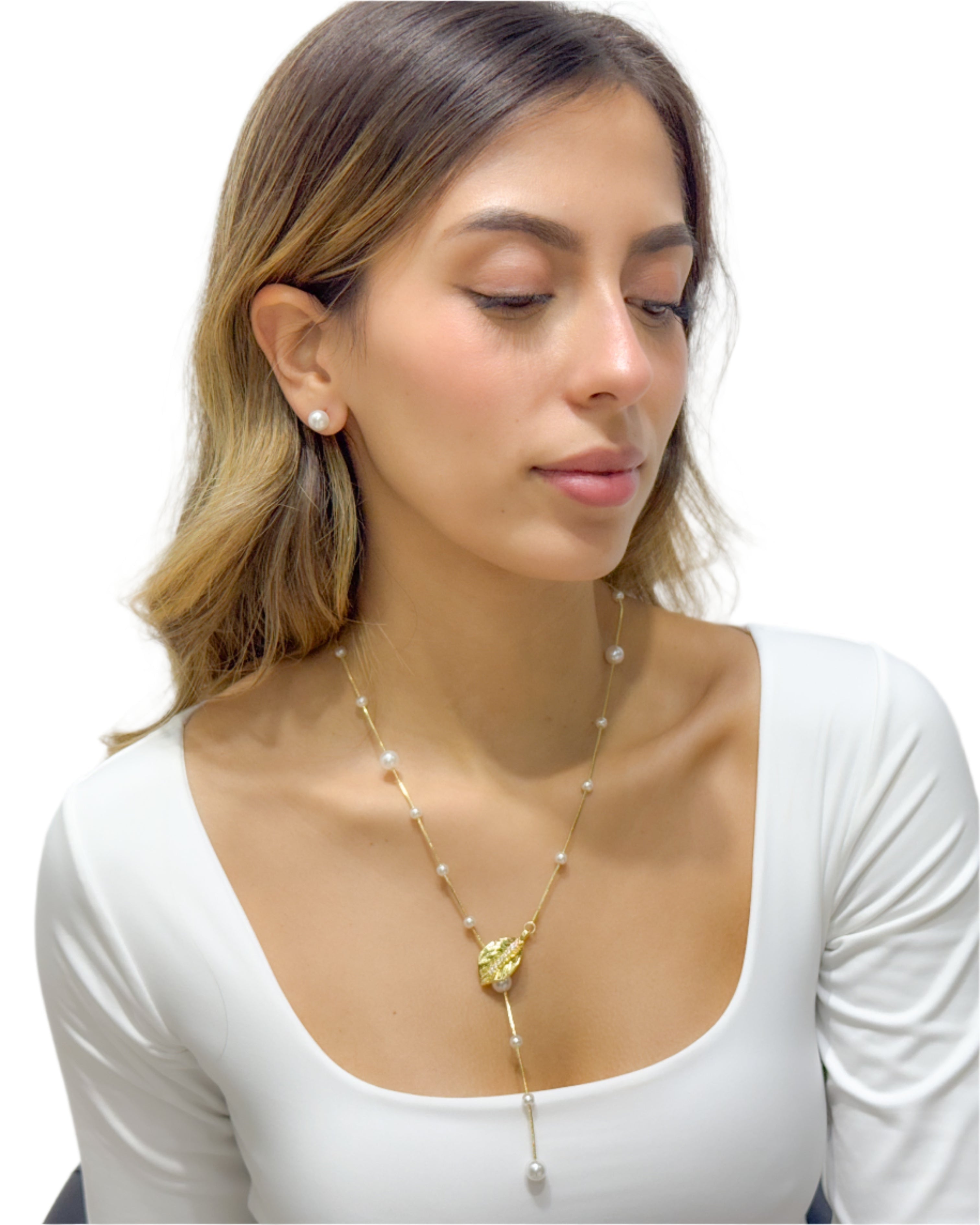 Pearl and Leaf Necklace