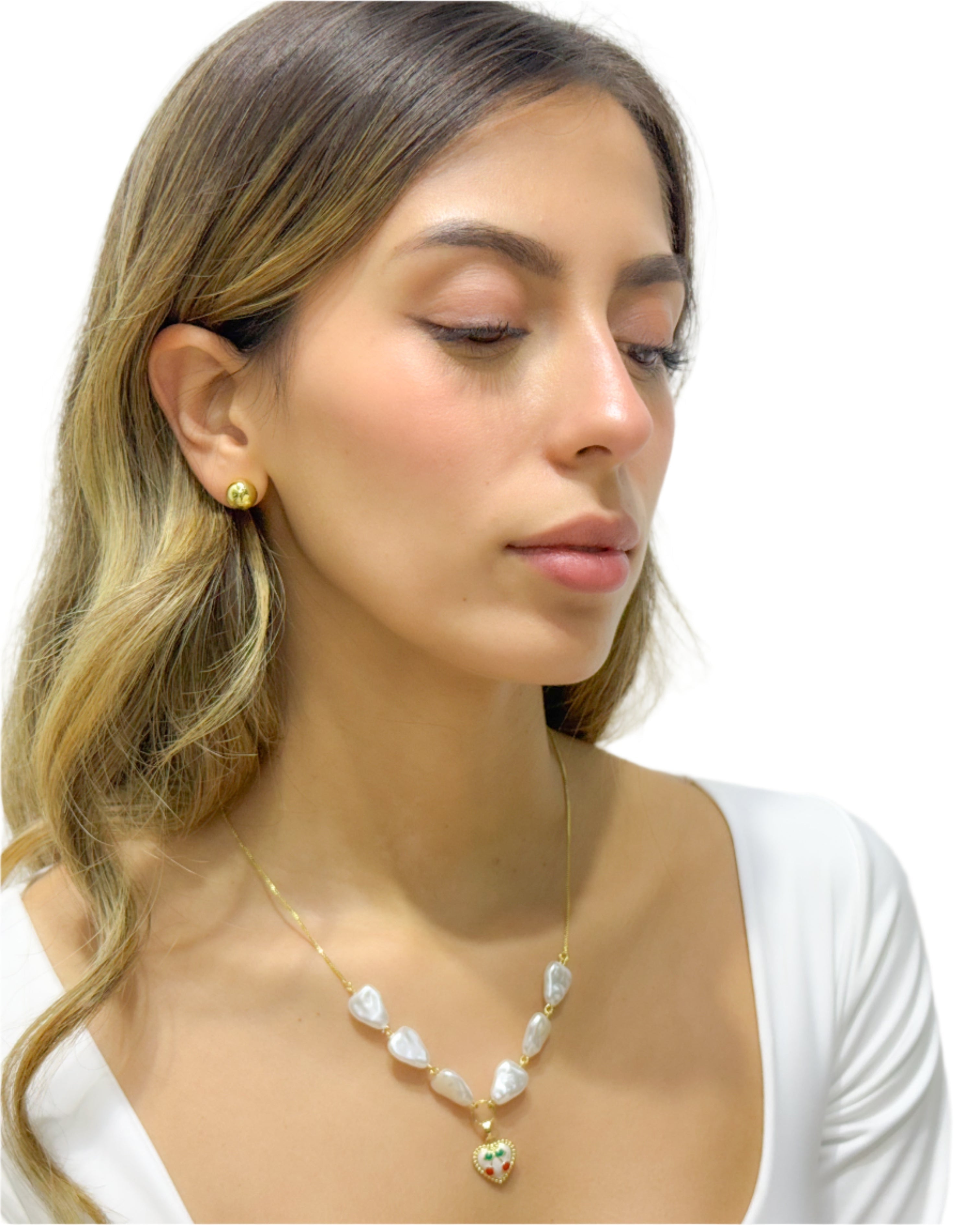 Six Pearls Necklace